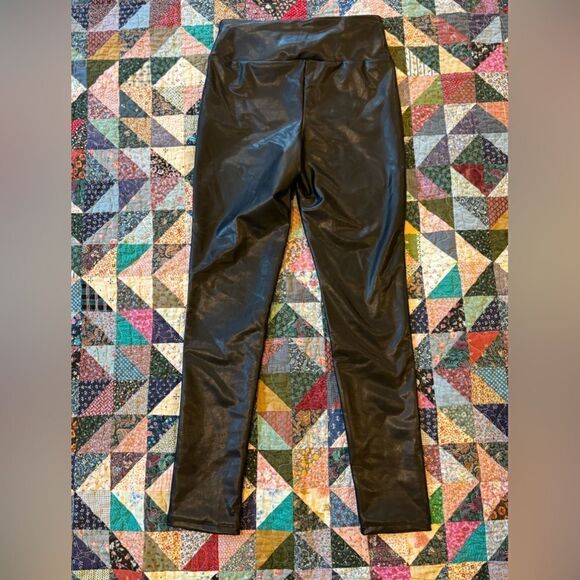 NWT Kendall + Kylie Faux Leather Leggings Size XS - Picture 6 of 6